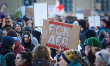 AfD em 2026: crescimento da extrema direita na Alemanha e o debate sobre proibir o partido