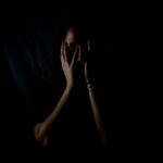 Dia Mundial da Saúde Mental — Depressão, racismo e o custo invisível de viver entre culturas