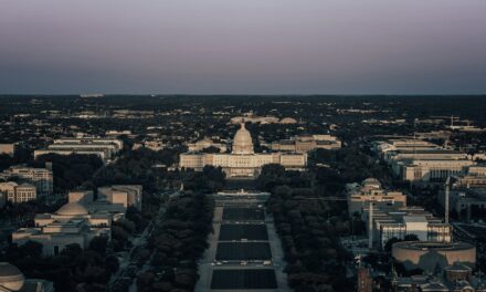 Estados Unidos: a superpotência que redefine suas próprias regras