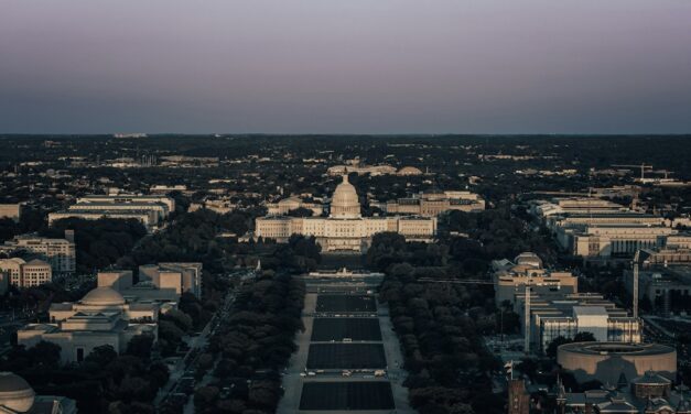 Estados Unidos: a superpotência que redefine suas próprias regras