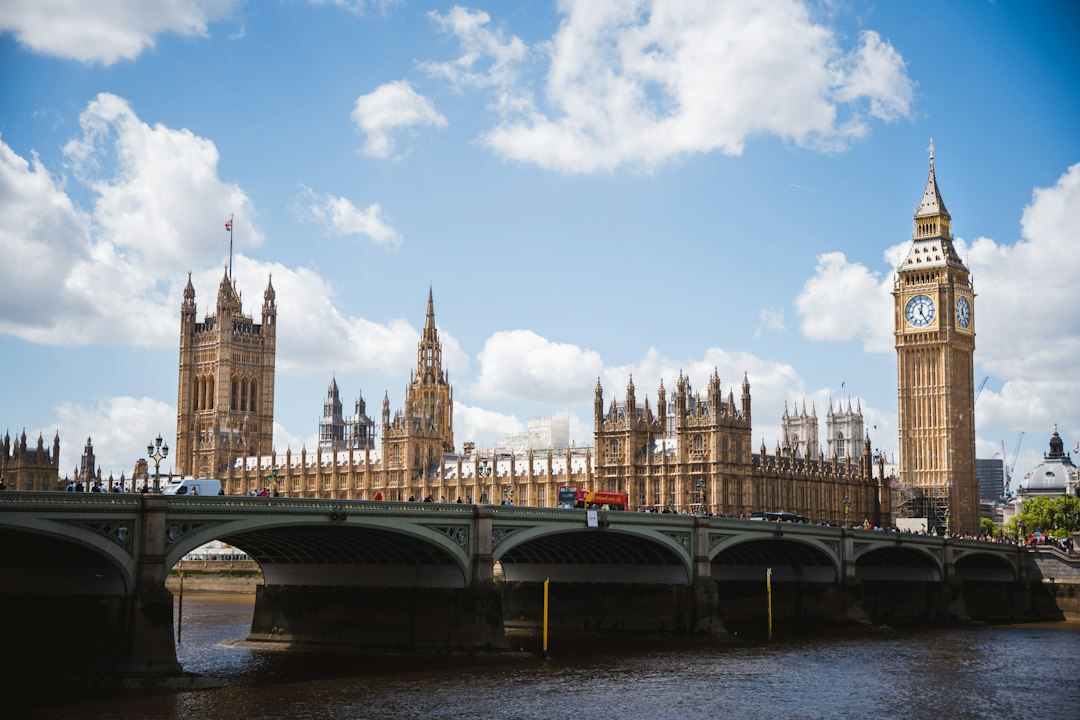 Londres, Reino Unido Parlamento britânico às margens do Tâmisa, em Londres