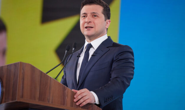 Volodymyr Zelensky: do palco de comédia à liderança de um país em guerra